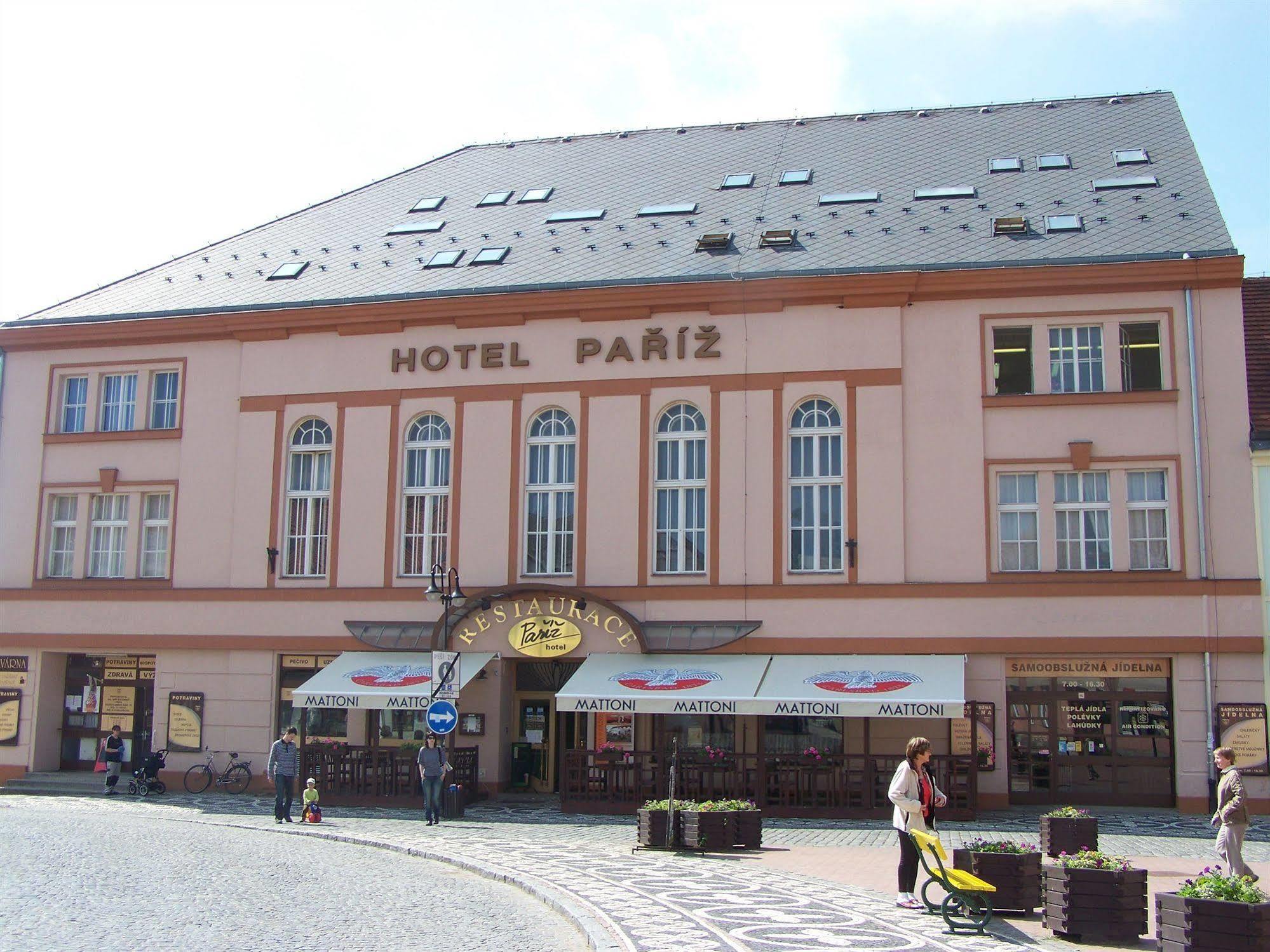 Hotel Pariz Jičín Exterior foto